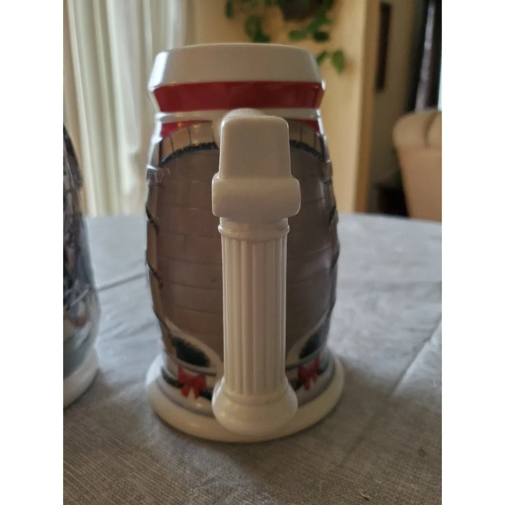 2001 & 2008 Anheuser Busch Budweiser Holiday Steins lot of 2 Washington DC Excel